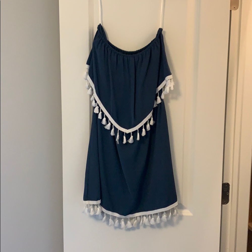 BB Dakota strapless dress